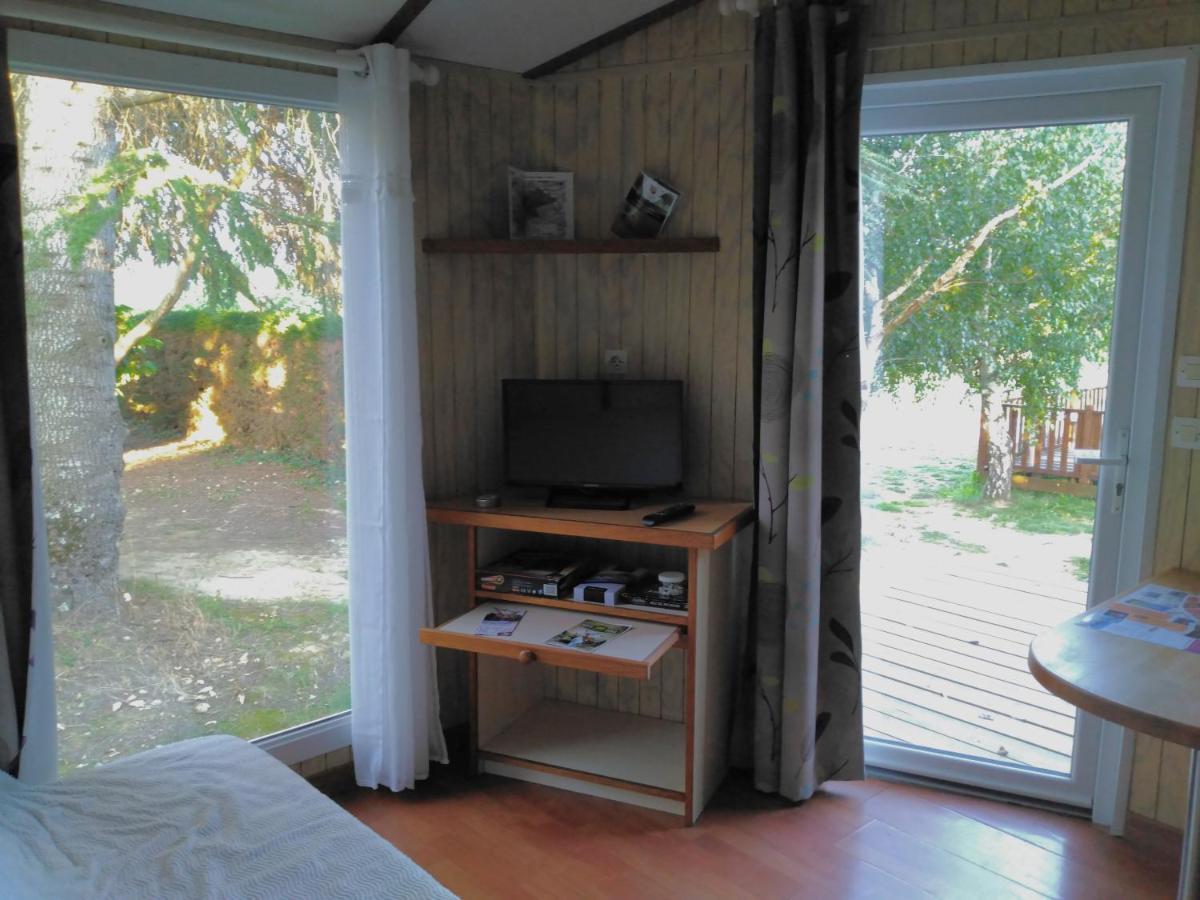 Paradise Challets And Camping Hotel Sarrecave Екстериор снимка