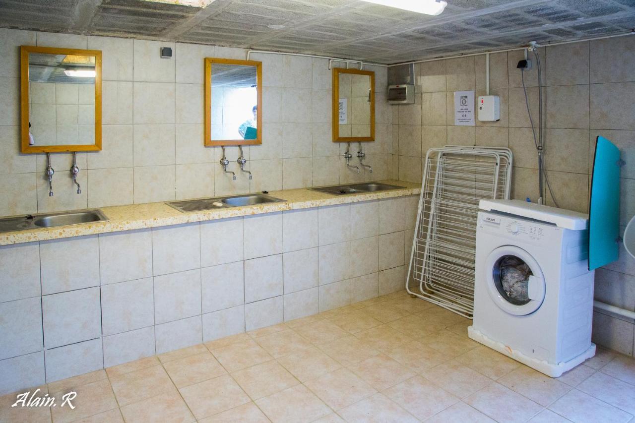 Paradise Challets And Camping Hotel Sarrecave Екстериор снимка